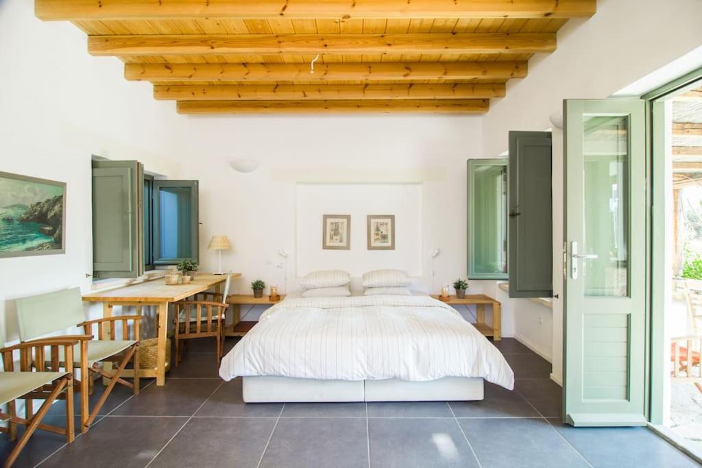 Photo of Bedroom in Kampos