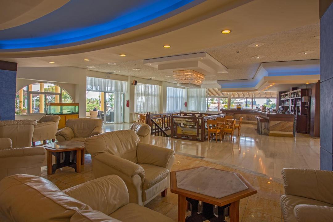 Photo of Livingroom in Lambi