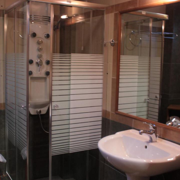 Photo of Bathroom in Portaria