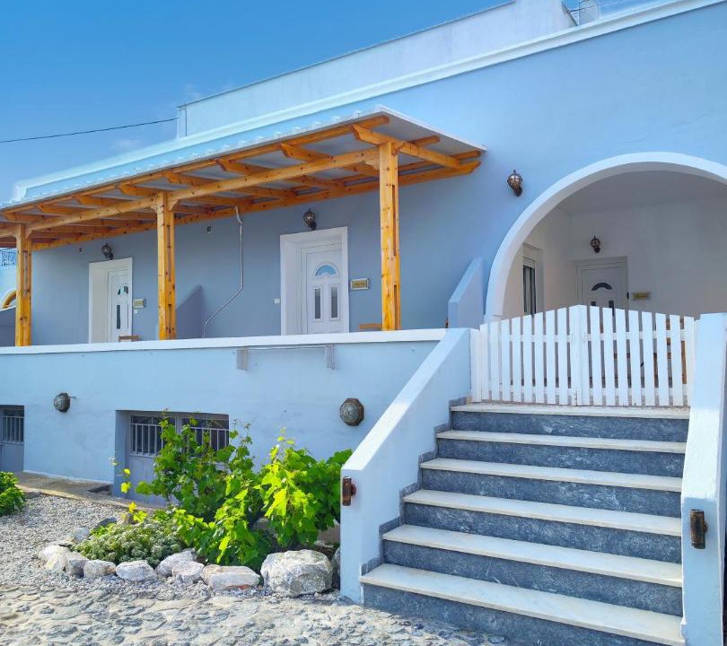 Photo of Buildings in Perivolos