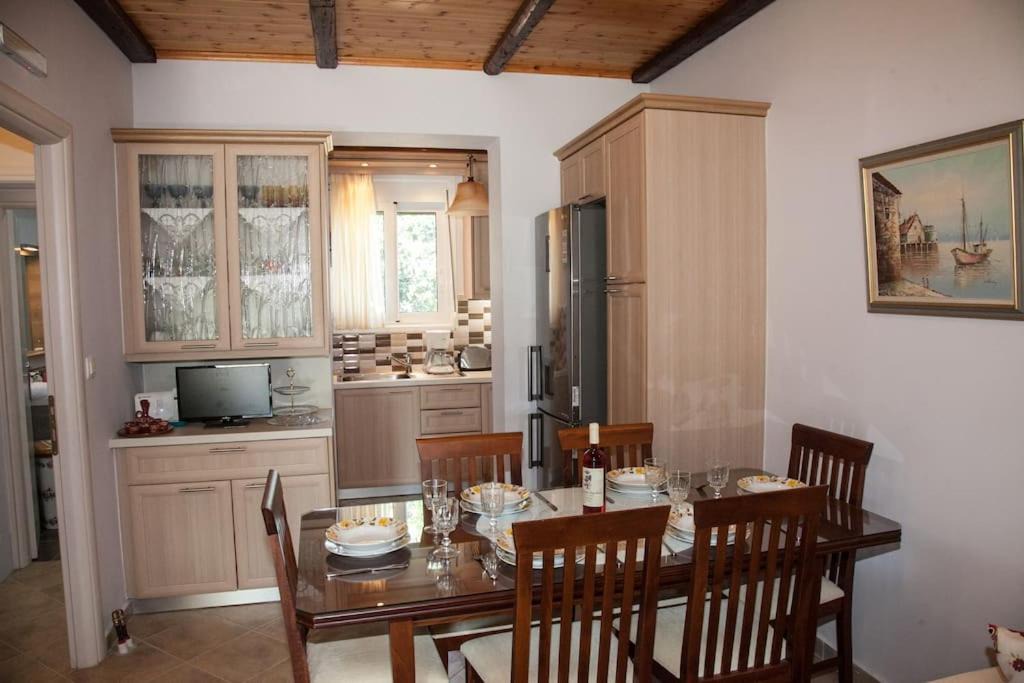 Photo of Livingroom in Agia Thekli