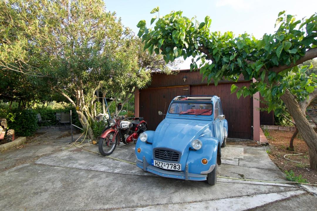 Photo of Others in Tilisos