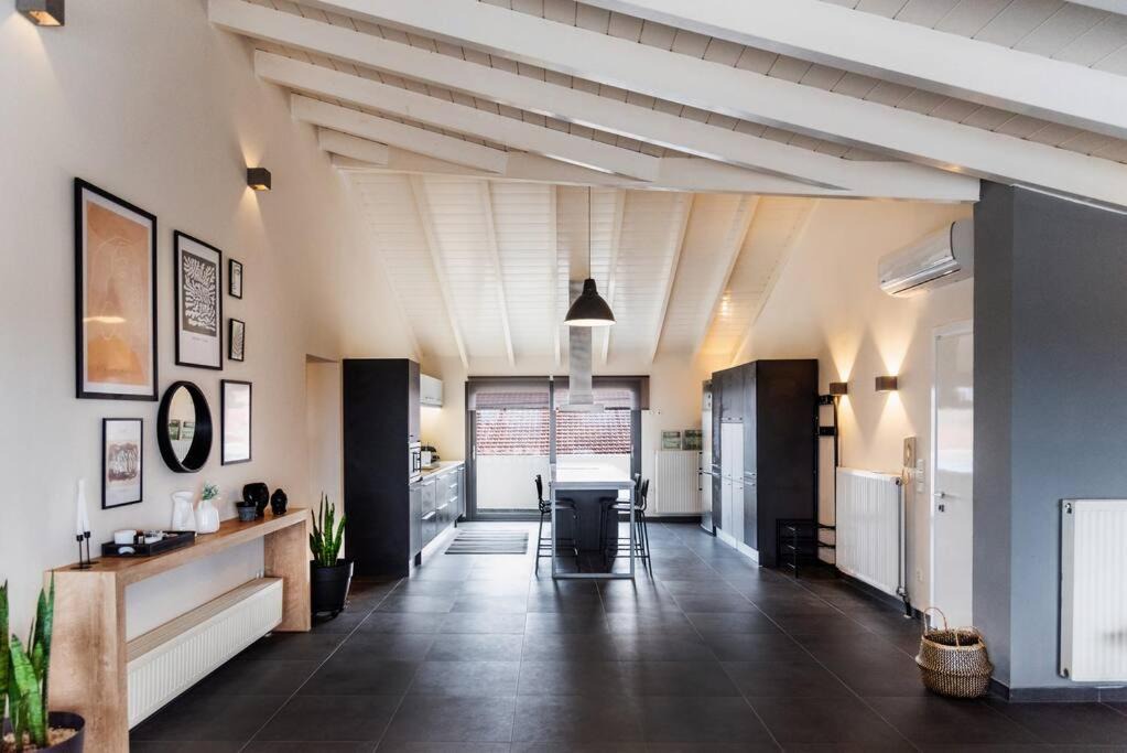 Photo of Livingroom in Molos