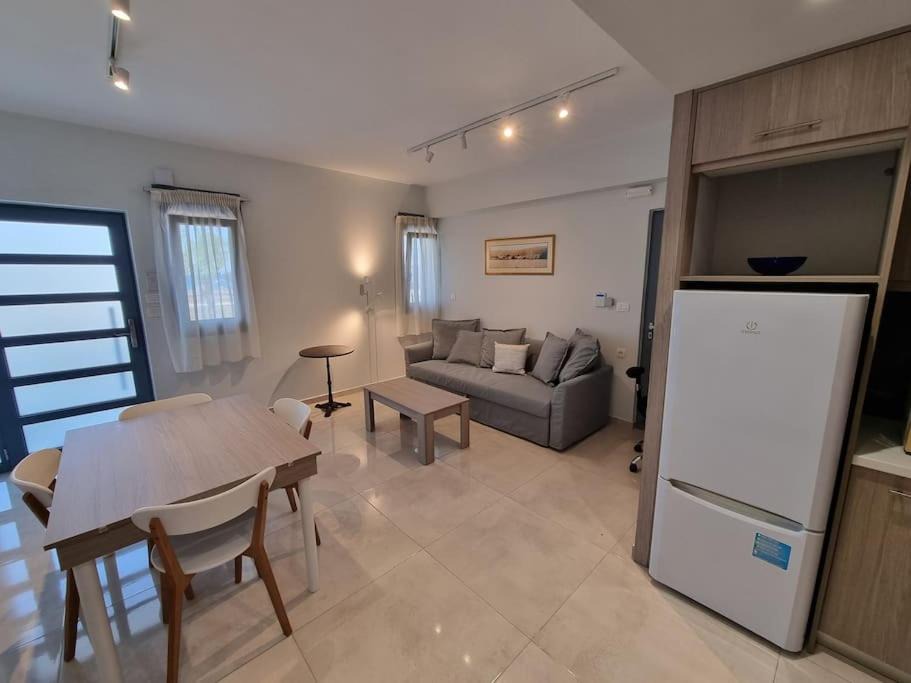 Photo of Livingroom in Lambi