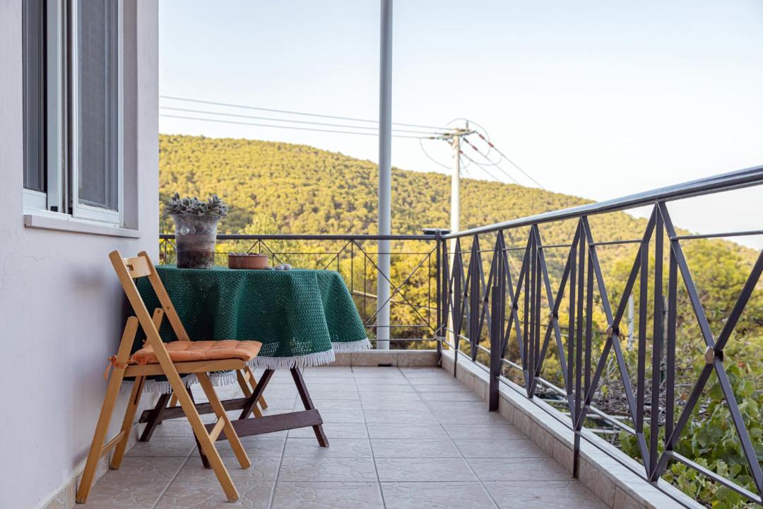 Photo of Patio Balcony in Ormos Agiou Ioannou