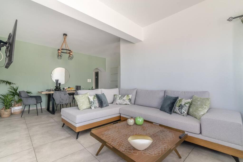 Photo of Livingroom in Milatos Beach