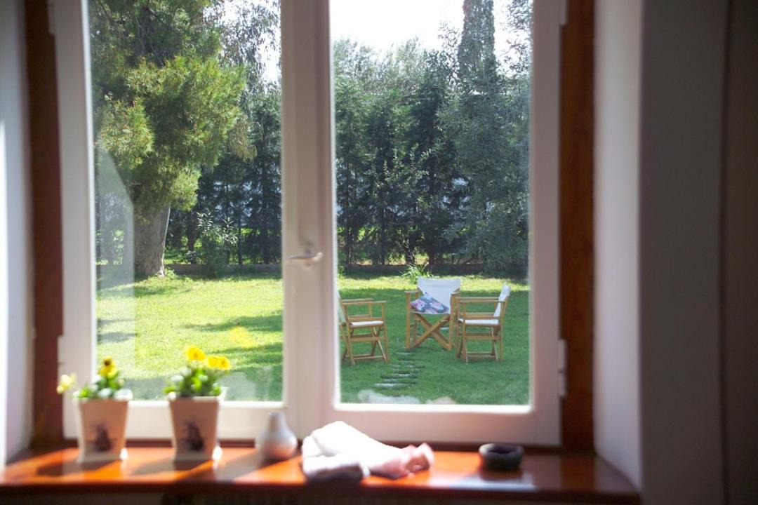 Photo of Others in Eretria