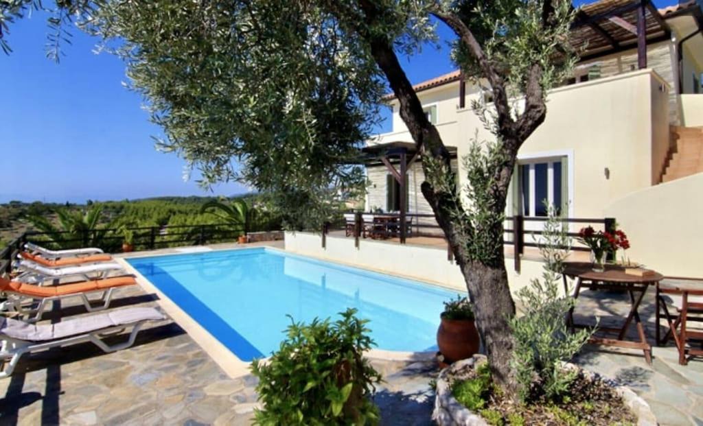 Photo of Others in Votsi