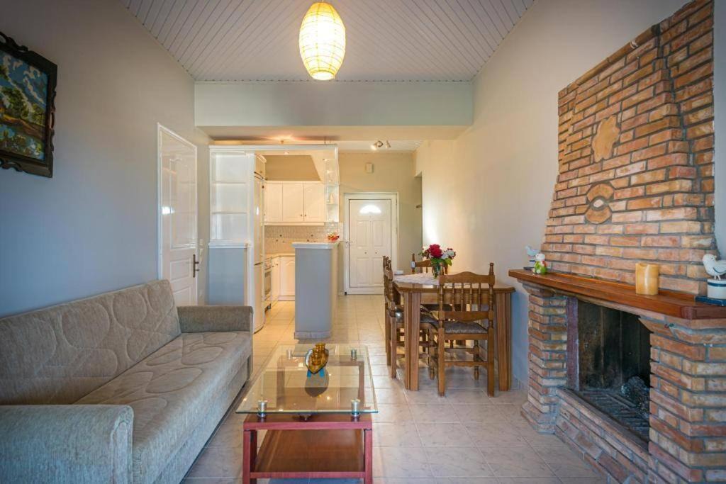 Photo of Livingroom in Psarou