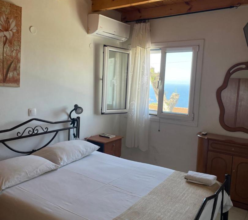 Photo of Bedroom in Pentati