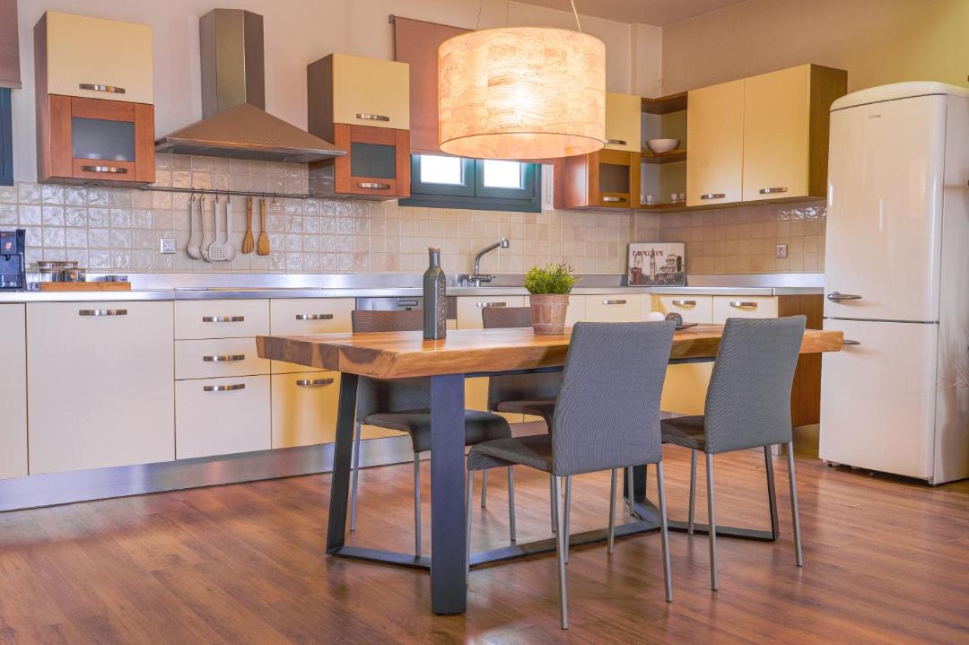 Photo of Kitchen in Makrys Tichos