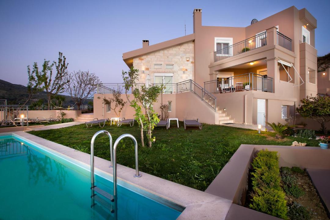 Photo of Outdoor in Kare