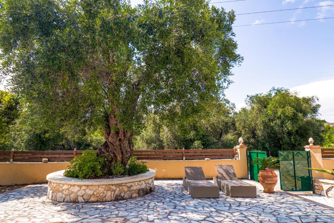 Photo of Patio Balcony in Termenades