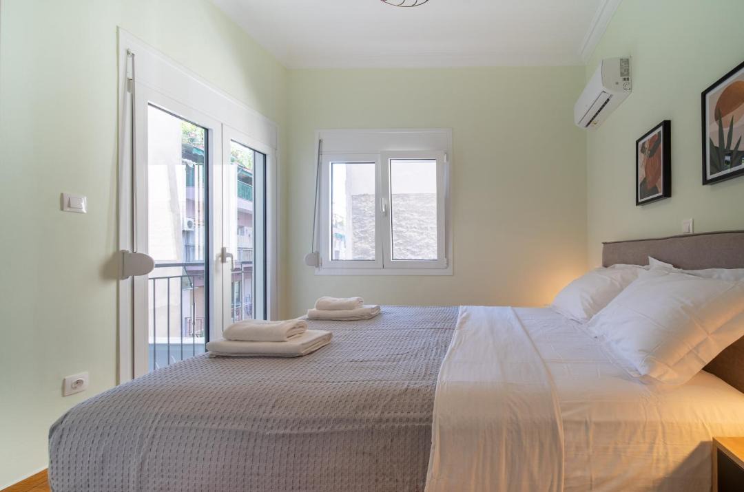 Photo of Bedroom in Platia Viktorias