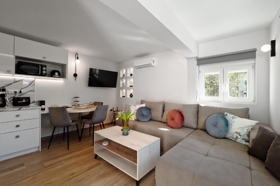 Photo of Livingroom in Notos