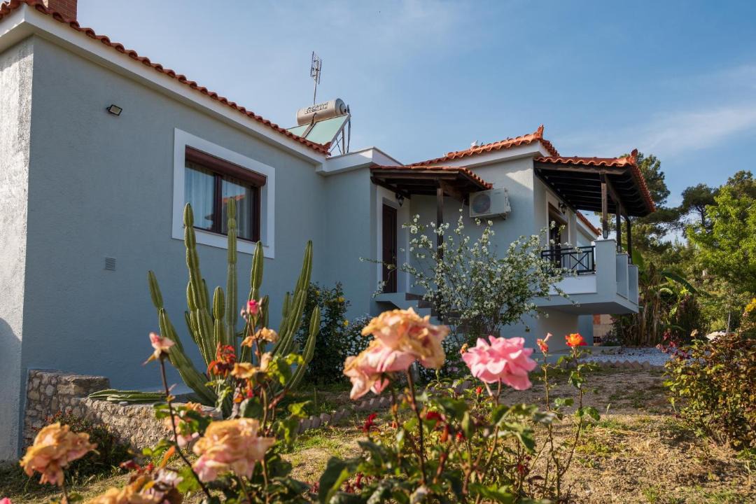 Photo of Buildings in Karlovassi