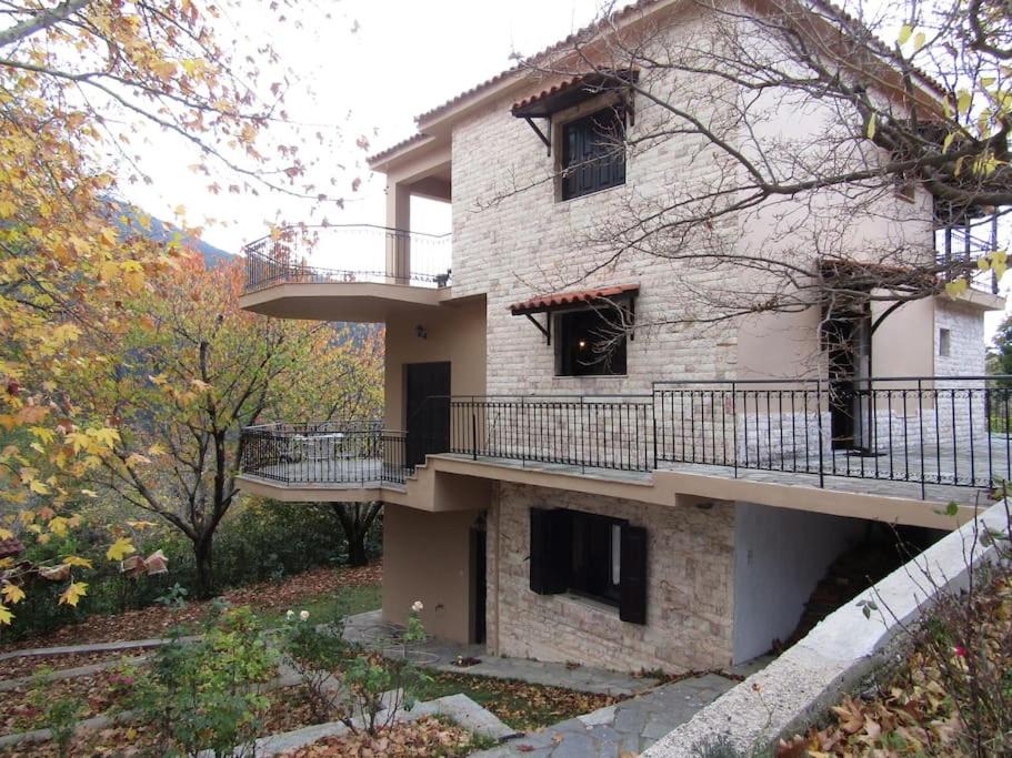 Photo of Buildings in Egira