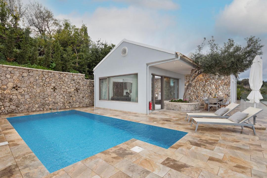 Photo of Outdoor in Doukades