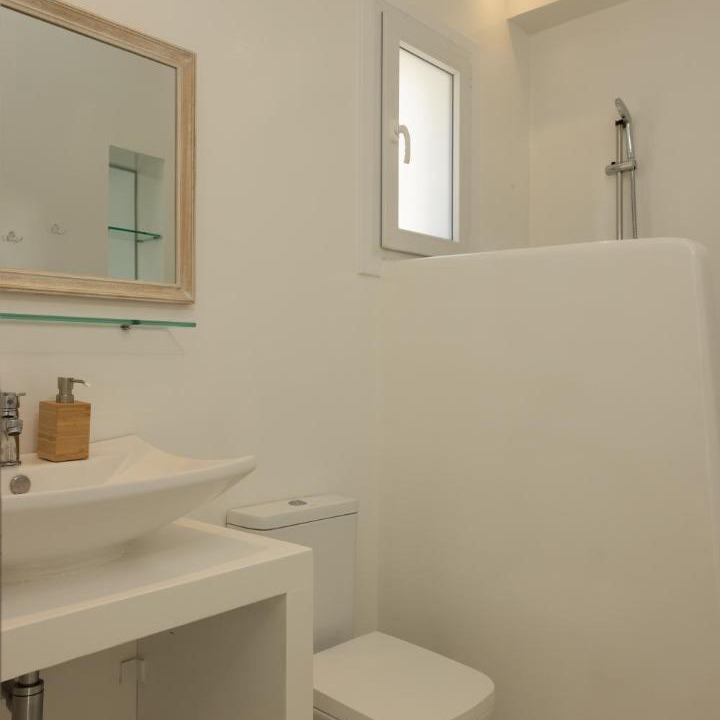 Photo of Bathroom in Kanalia