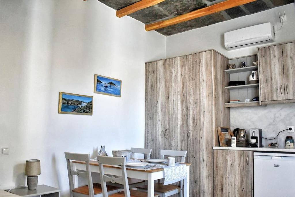 Photo of Kitchen in Panormos