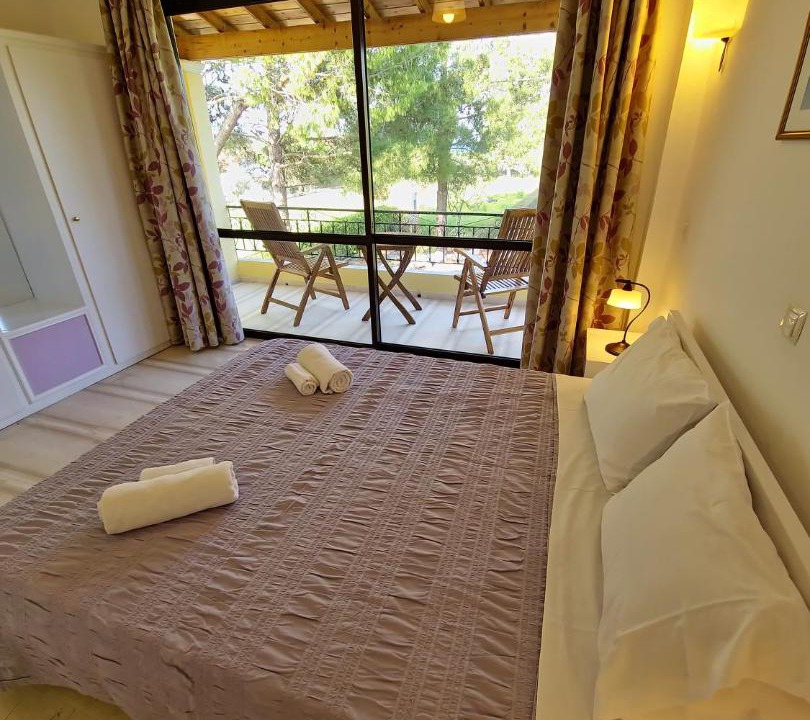 Photo of Bedroom in Melikia