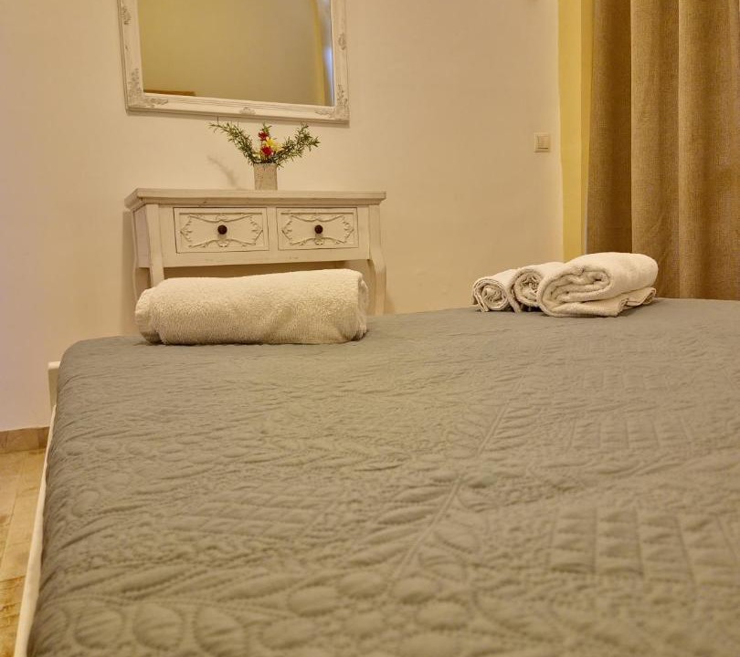 Photo of Bedroom in Melikia