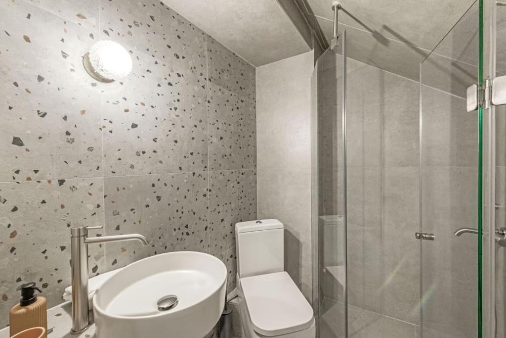 Photo of Bathroom in Episkopi