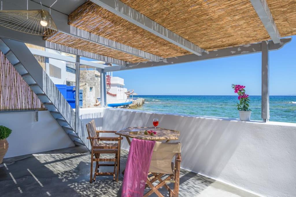 Photo of Patio Balcony in Mandrakia