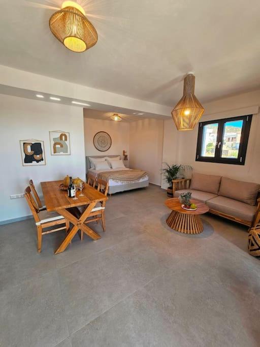 Photo of Livingroom in Vivlos
