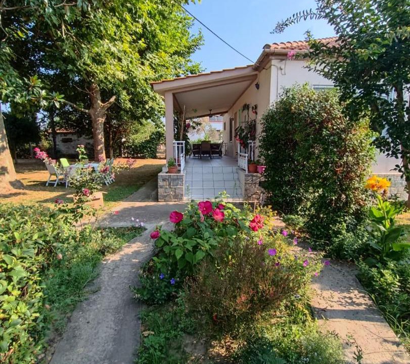 Photo of Buildings in Nea Karia