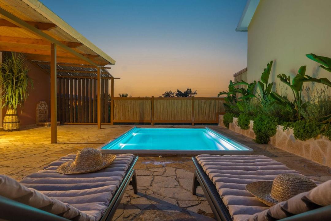 Photo of Patio Balcony in Alonia