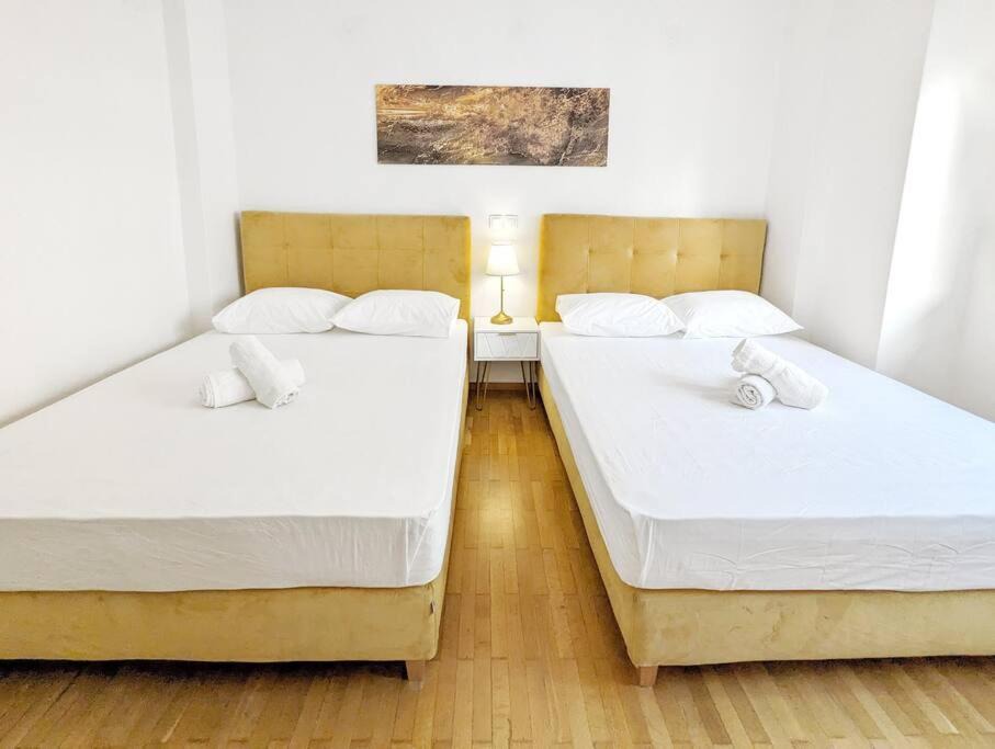 Photo of Bedroom in Platia Viktorias