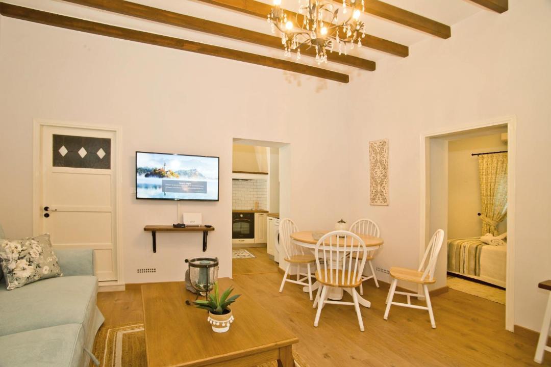 Photo of Livingroom in Kalymnos Town