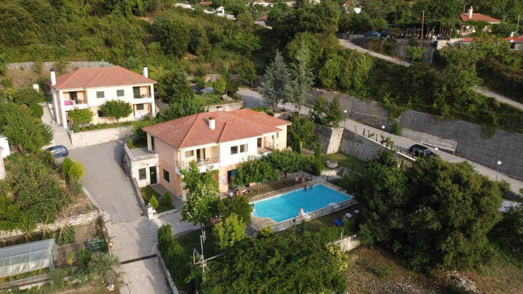 Photo of Others in Derviziana