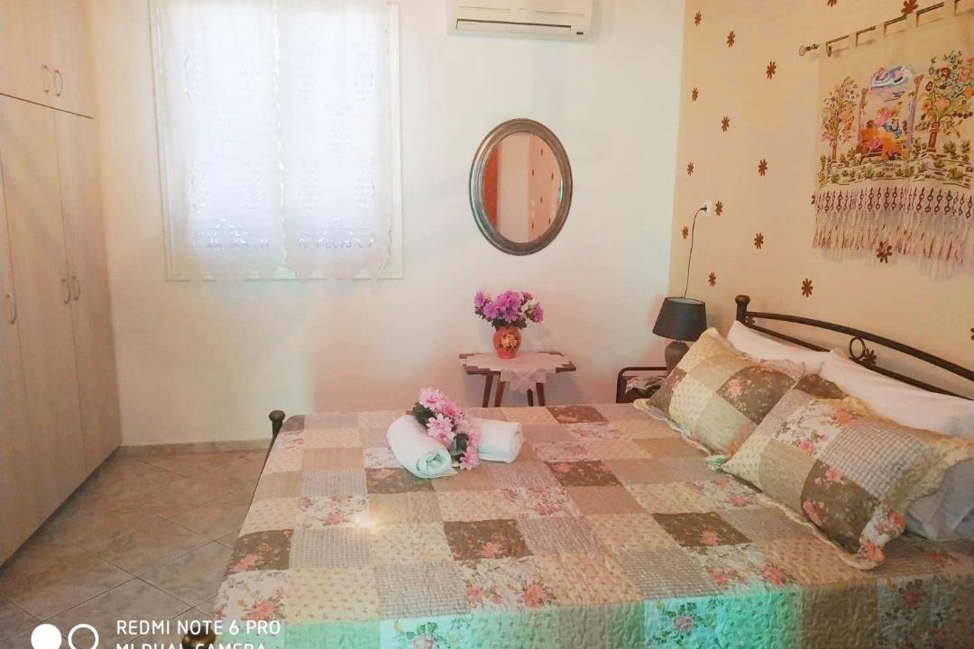 Photo of Bedroom in Trikeri
