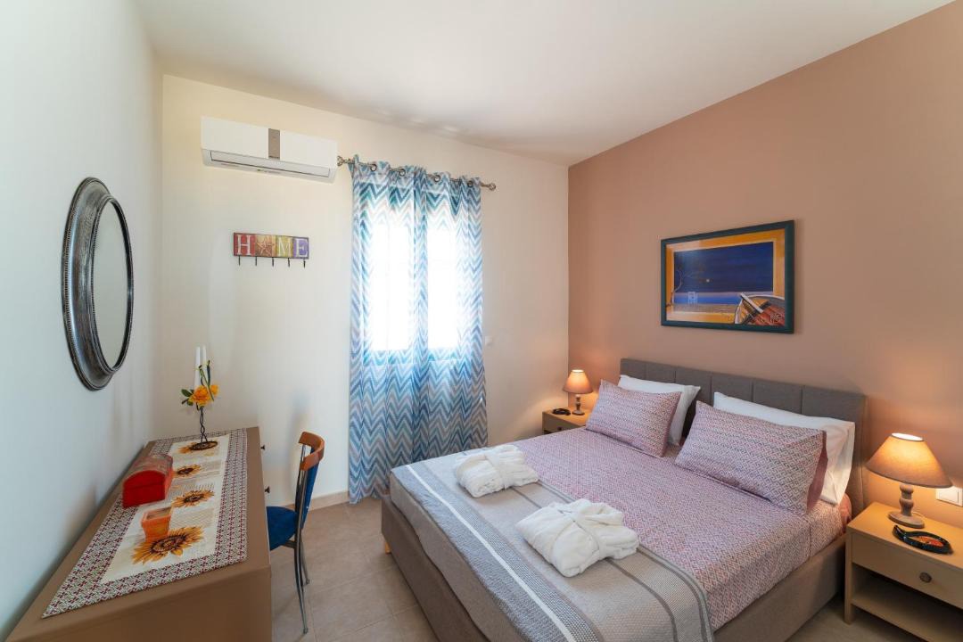 Photo of Bedroom in Lahania