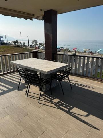 Photo of Patio Balcony in Nea Mesagkala