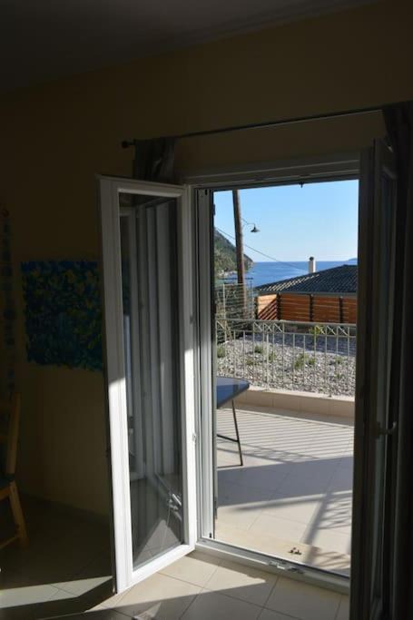 Photo of Others in Mikros Gialos