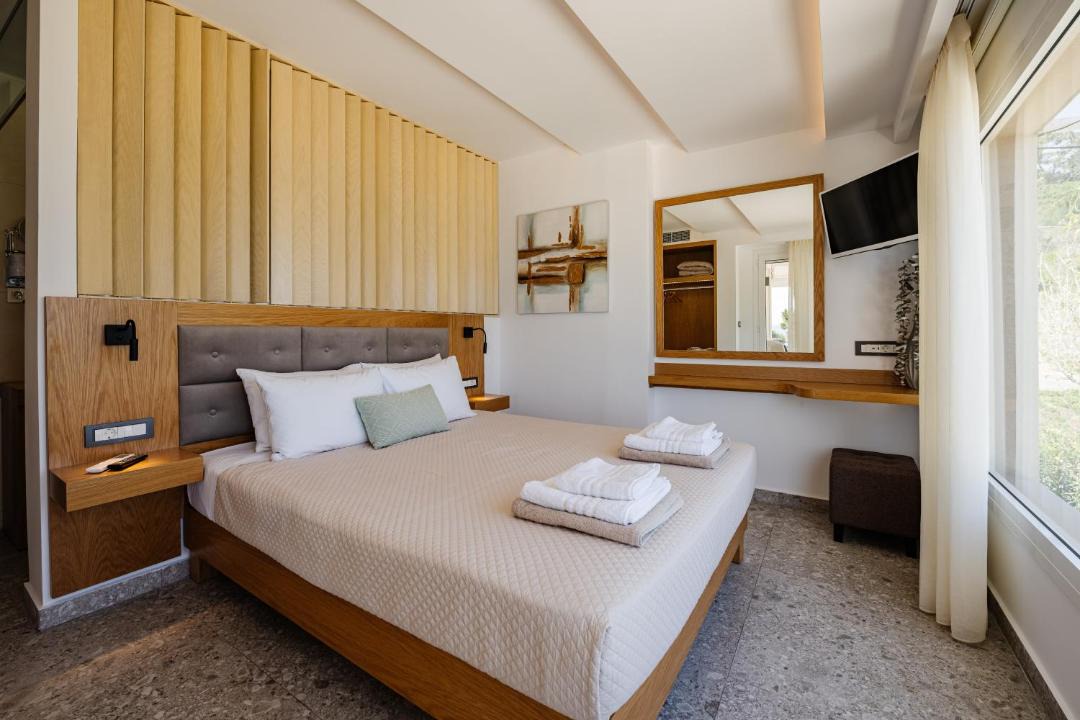 Photo of Bedroom in Alonia
