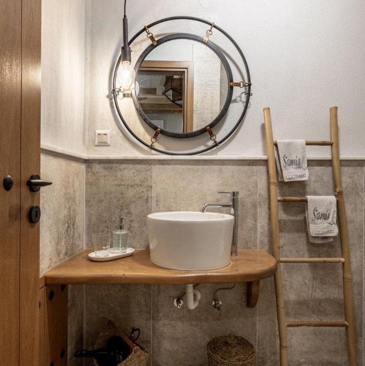 Photo of Bathroom in Portaria