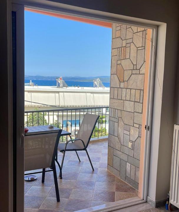 Photo of Patio Balcony in Lokroi