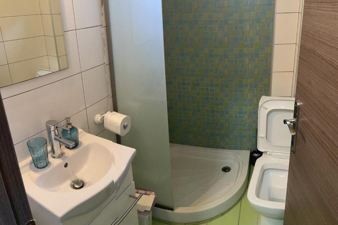 Photo of Bathroom in Sane