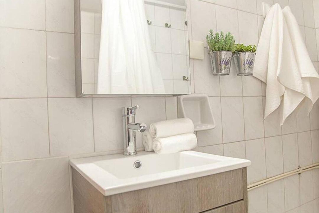 Photo of Bathroom in Kerameikos
