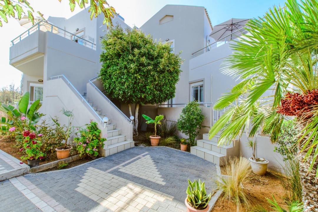 Photo of Patio Balcony in Platanias Town