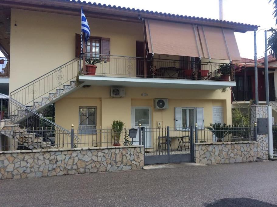 Photo of Buildings in Diakofto