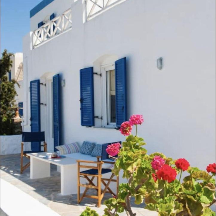 Photo of Buildings in Posidonia