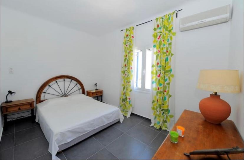 Photo of Bedroom in Posidonia