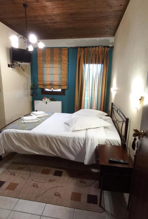 Photo of Bedroom in Lake Plastiras