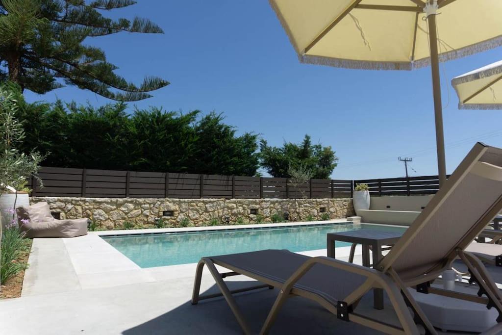 Photo of Patio Balcony in Pikris