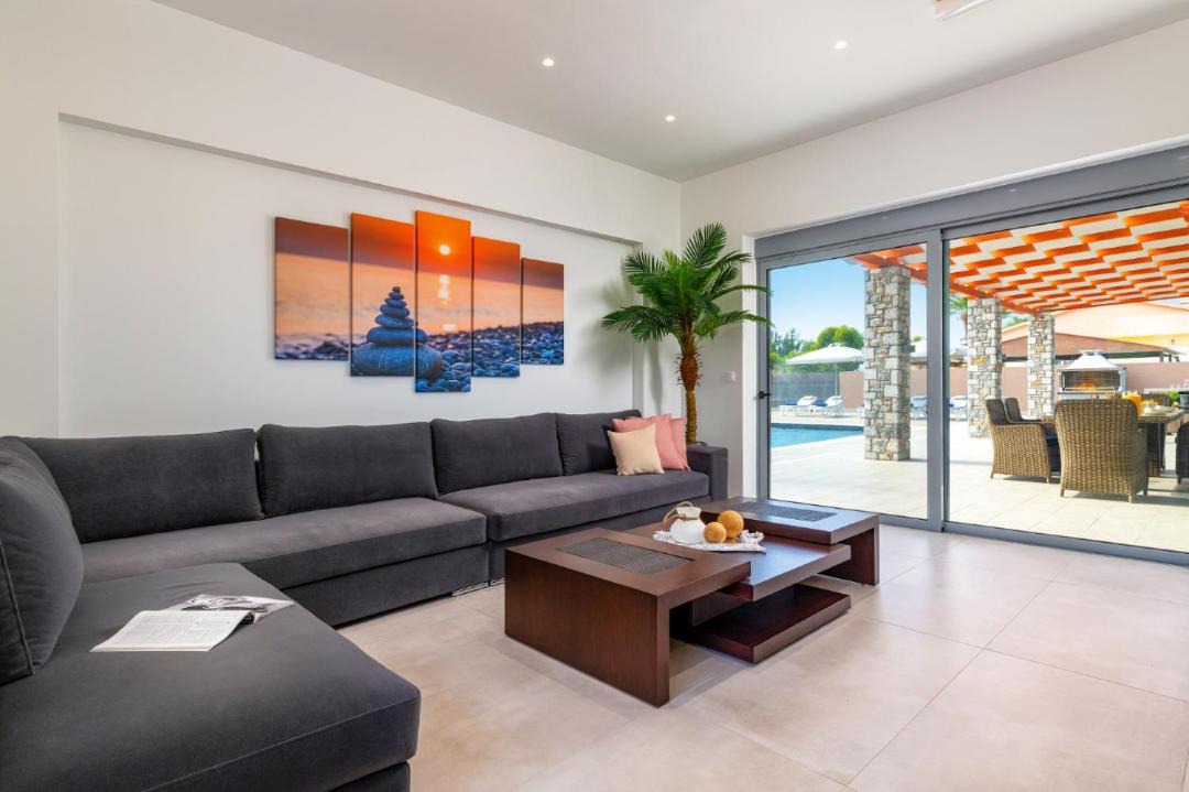Photo of Livingroom in Kalathos